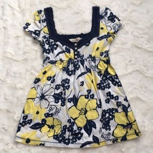 Hollister Floral Baby Doll Tee Size Small